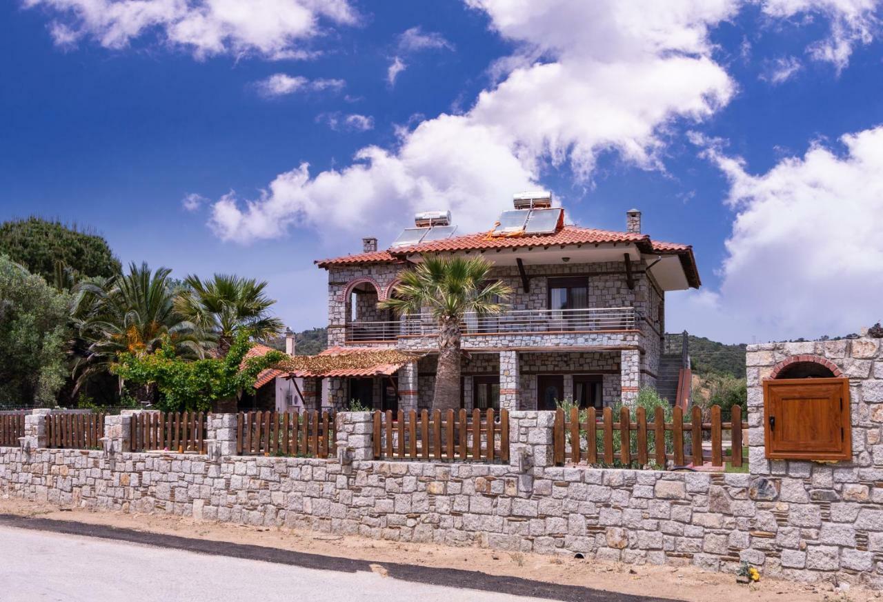 Villa Theano Toroni Eksteriør billede